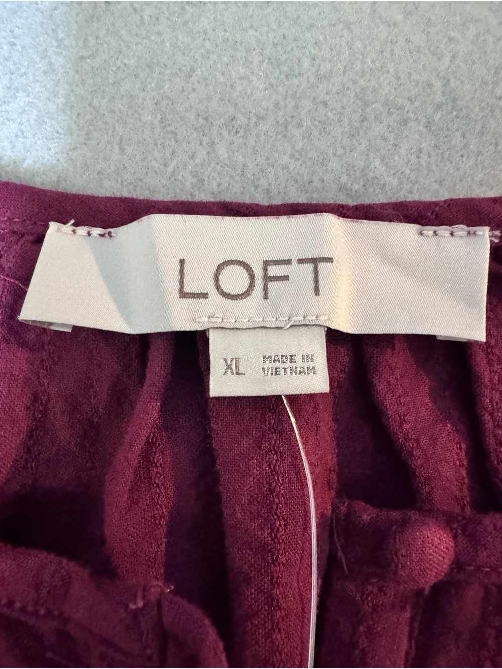 LOFT Berry Short Sleeve Blouse Womens XL - Picture 2 of 6